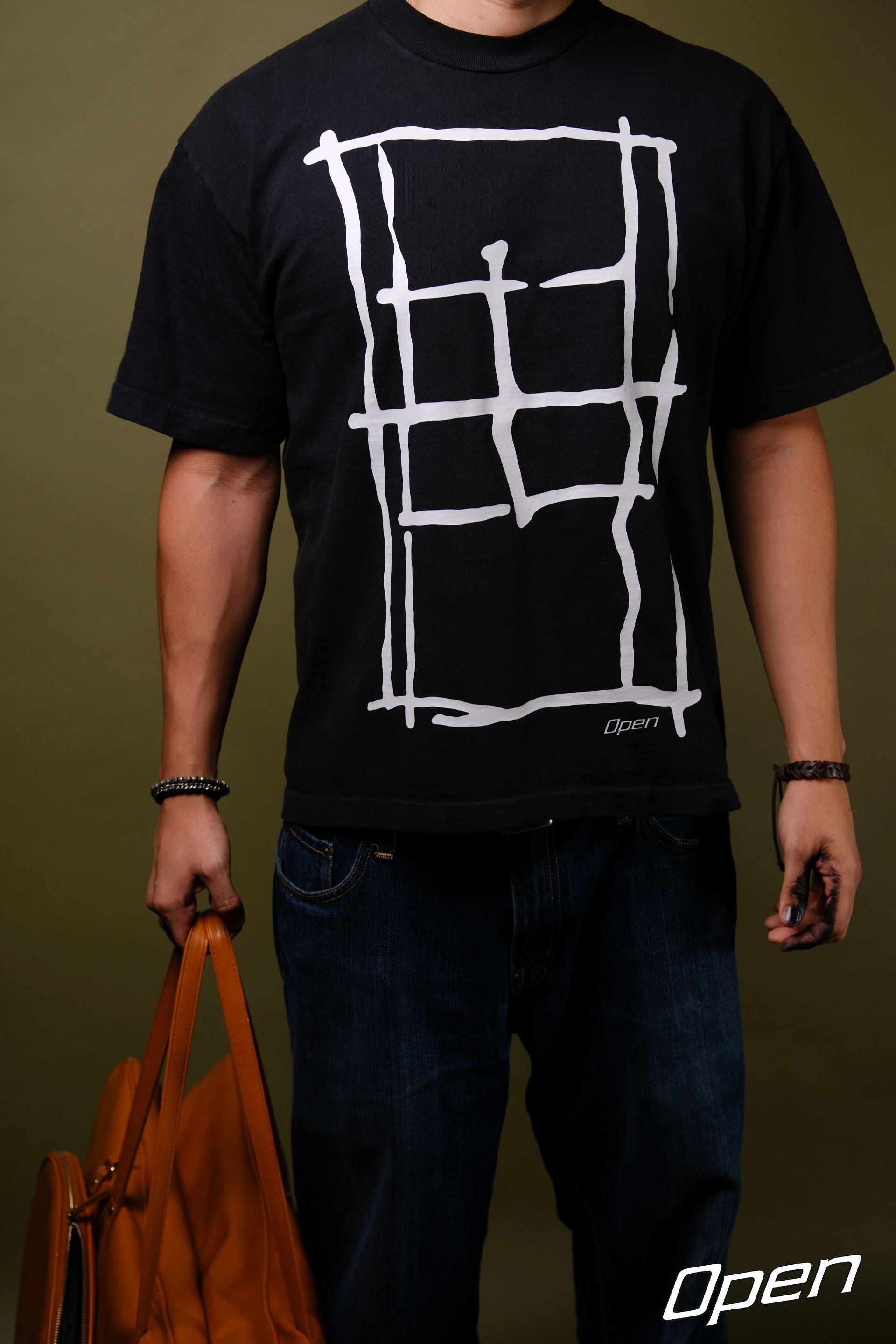 OPEN BLACK TEE
